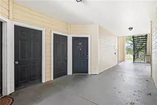 2586 Robert Trent Jones Dr, Orlando, FL 32835 - Photo 2
