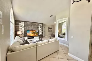 102 Titan Dr, Davenport, FL 33837 - Photo 8
