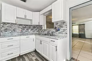 310 Granada Dr, Winter Park, FL 32789 - Photo 10