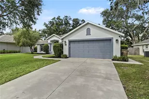 10427 Pleasant View Dr, Leesburg, FL 34788 - Photo 4