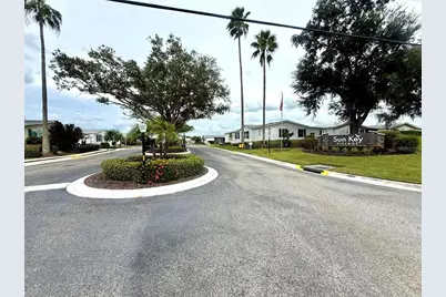 8713 E 28th Avenue, Palmetto, FL 34221 - Photo 30