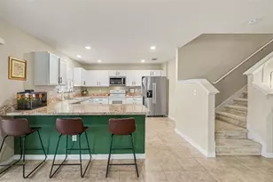 11207 Southern Cross Pl, Gibsonton, FL 33534 - Photo 10