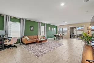 11207 Southern Cross Pl, Gibsonton, FL 33534 - Photo 6