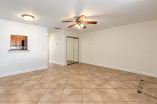 102 S Peninsula Dr, Daytona Beach, FL 32118 - Photo 4