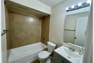 719 Wyman Court #B, Orlando, FL 32809 - Photo 14