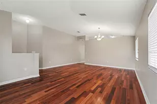27722 Sugar Loaf Dr, Wesley Chapel, FL 33544 - Photo 4