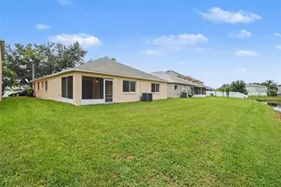 27722 Sugar Loaf Dr, Wesley Chapel, FL 33544 - Photo 18