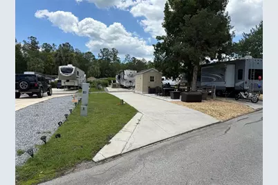 2826 NE 104th Avenue, Silver Springs, FL 34488 - Photo 2