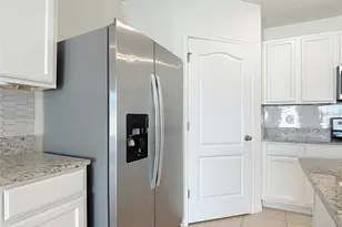 3956 E Magenta Pl, Saint Cloud, FL 34772 - Photo 6