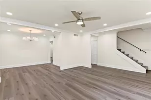 212 S Summerlin Ave, Orlando, FL 32801 - Photo 8