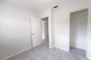 7916 Endive Ave, Tampa, FL 33619 - Photo 18