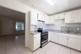 7916 Endive Ave, Tampa, FL 33619 - Photo 2