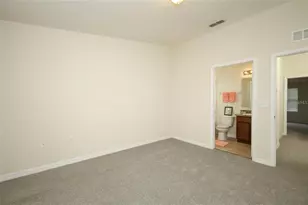 5221 Windsor Lake Cir, Sanford, FL 32773 - Photo 16