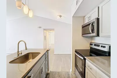 5144 Conroy Road #35, Orlando, FL 32811 - Photo 8