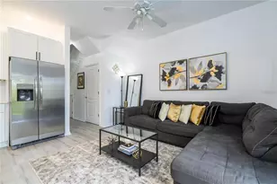 2433 Caravelle Cir, Kissimmee, FL 34746 - Photo 20