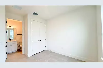 15105 Groveside Road, Winter Garden, FL 34787 - Photo 6