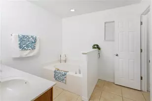 1056 Royal Marquis Cir, Ocoee, FL 34761 - Photo 18