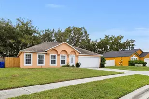1056 Royal Marquis Cir, Ocoee, FL 34761 - Photo 4