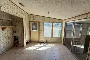 2001 Pine St, Saint Cloud, FL 34769 - Photo 10