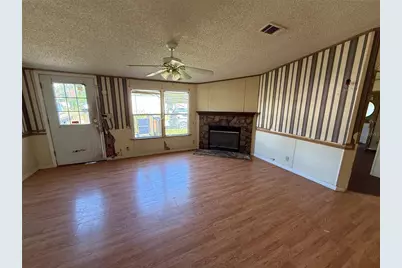 2001 Pine Street, Saint Cloud, FL 34769 - Photo 4