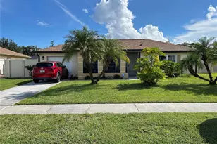 220 Mississippi Woods Ln, Orlando, FL 32824 - Photo 1