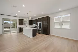 31744 Boadwater Ave, Leesburg, FL 34748 - Photo 2