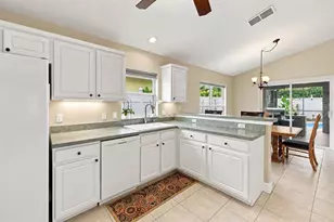2505 Arran Ct, Clermont, FL 34714 - Photo 10