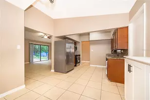 3913 Pine Ridge Rd, Orlando, FL 32808 - Photo 16
