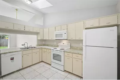 624 S Wildflower Court, Longwood, FL 32750 - Photo 10