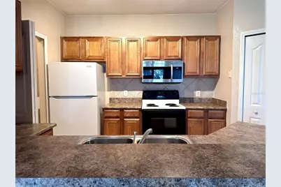 6177 Metrowest Boulevard #208, Orlando, FL 32835 - Photo 10