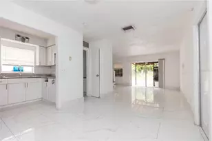 1718 E Mulberry Dr, Tampa, FL 33604 - Photo 4