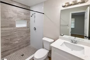2105 Messina Ave, Orlando, FL 32811 - Photo 12