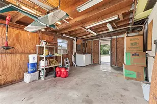 1215 56th Ave Dr E, Bradenton, FL 34203 - Photo 32