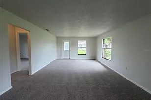 6410 Heritage Ln, Bradenton, FL 34209 - Photo 6