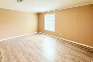 8143 Texas St, Jacksonville, FL 32220 - Photo 12