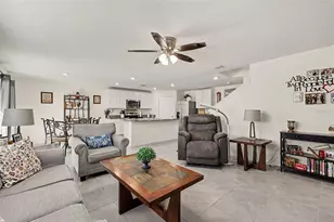 8693 Triumph Cir, Wildwood, FL 34785 - Photo 6
