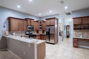 204 Shady Heather Ln, Groveland, FL 34736 - Photo 12