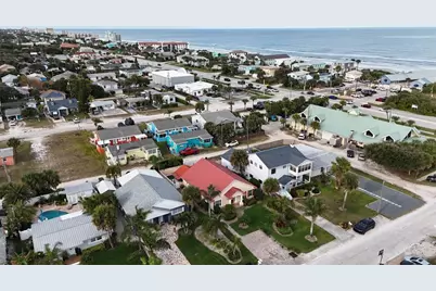 834 E 25th Avenue, New Smyrna Beach, FL 32169 - Photo 2