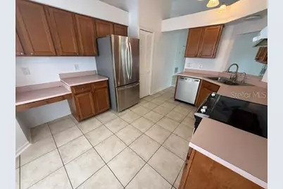 204 S Somerset Court, Sanford, FL 32773 - Photo 2