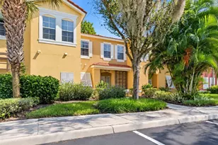 8516 Crystal Cove Loop, Kissimmee, FL 34747 - Photo 2