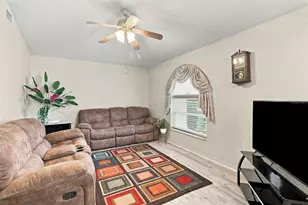 2104 Linwood Ave, Spring Hill, FL 34608 - Photo 8