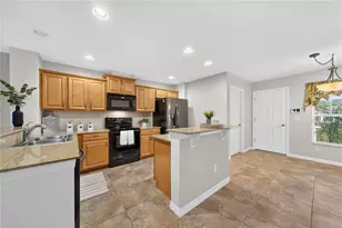 21630 Belgian Ct, Mount Dora, FL 32757 - Photo 10