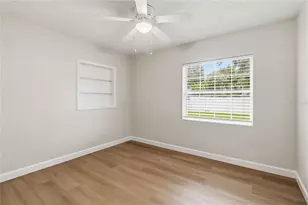 7040 Lake Dr, Orlando, FL 32809 - Photo 30