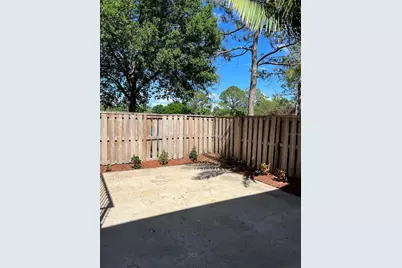 5305 Bamboo Court #515, Orlando, FL 32811 - Photo 4