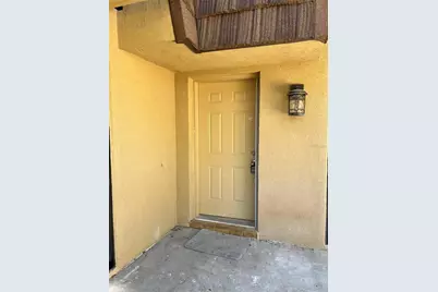 5305 Bamboo Court #515, Orlando, FL 32811 - Photo 2