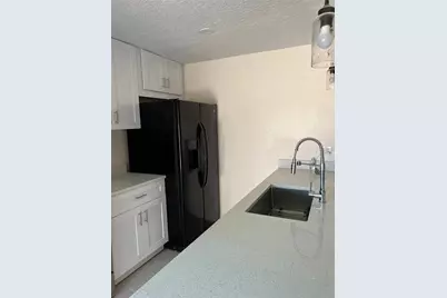 5305 Bamboo Court #515, Orlando, FL 32811 - Photo 8