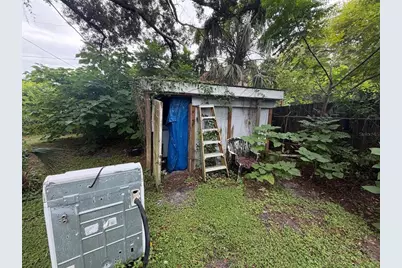 7023 50th Avenue S, Tampa, FL 33619 - Photo 10