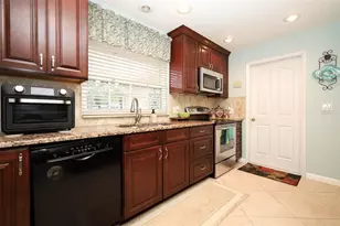 106 Poplar Pl, Longwood, FL 32750 - Photo 16