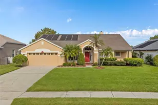 13715 Bluewater Cir, Orlando, FL 32828 - Photo 2