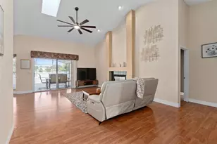 13715 Bluewater Cir, Orlando, FL 32828 - Photo 10